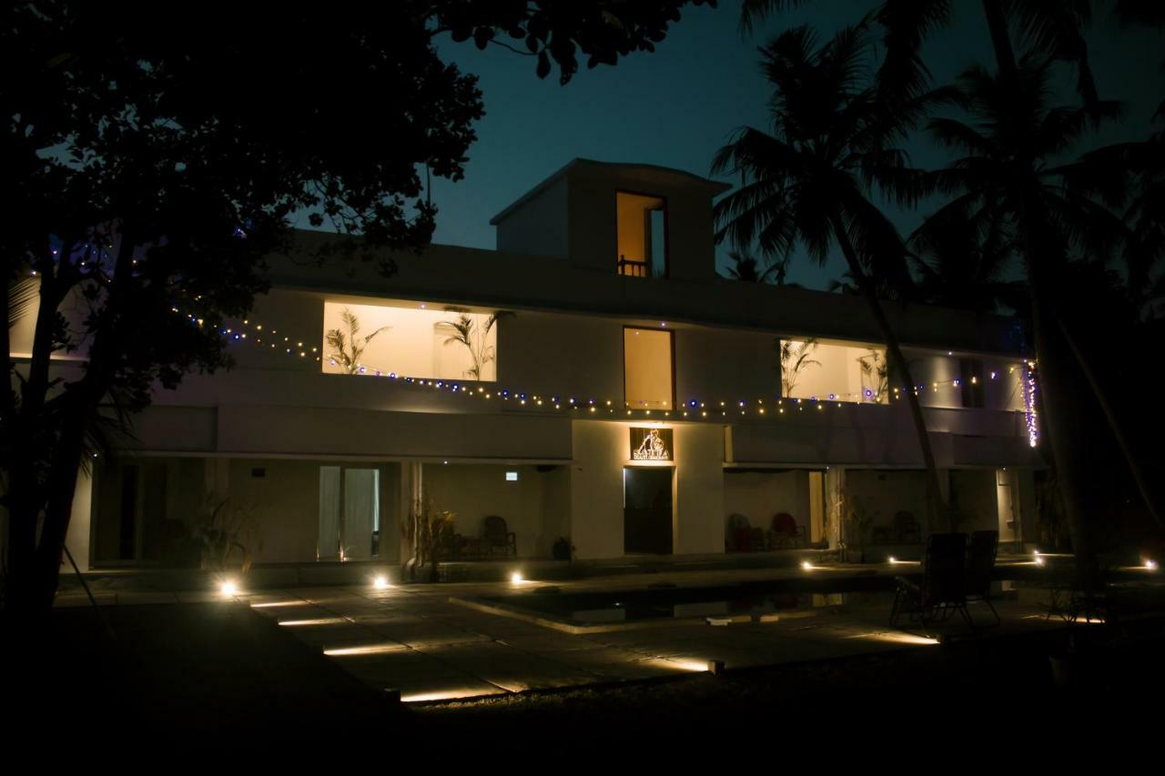 Satta Beach Deluxe Varkala Exterior foto